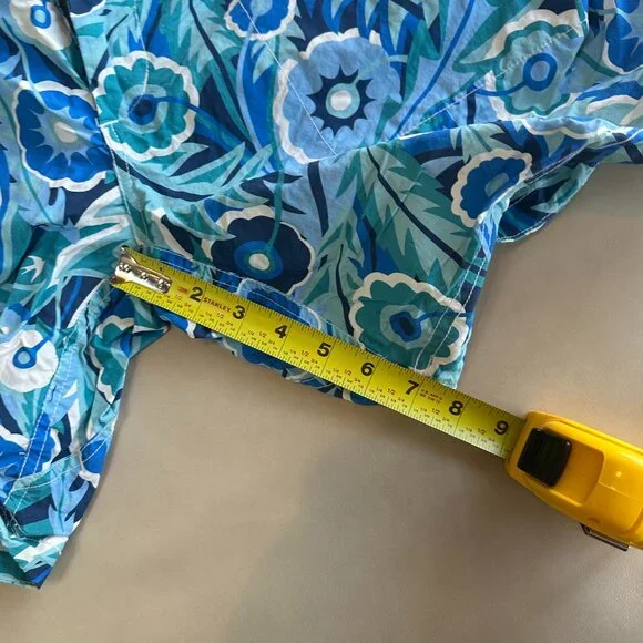 Relwen Men's Trunks.Bllue/White floral print.Size 38